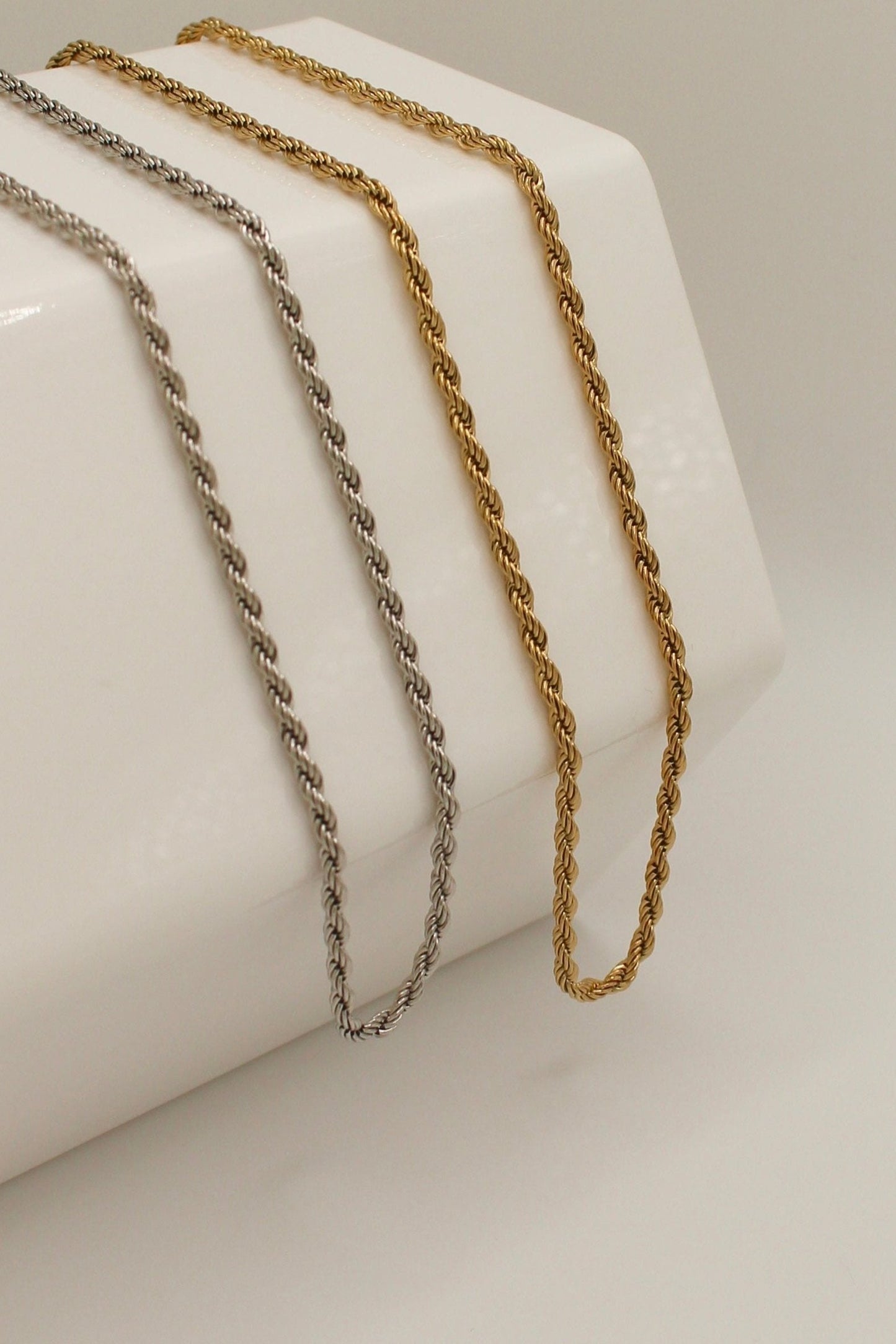 Everette Necklace - 2mm & 4mm