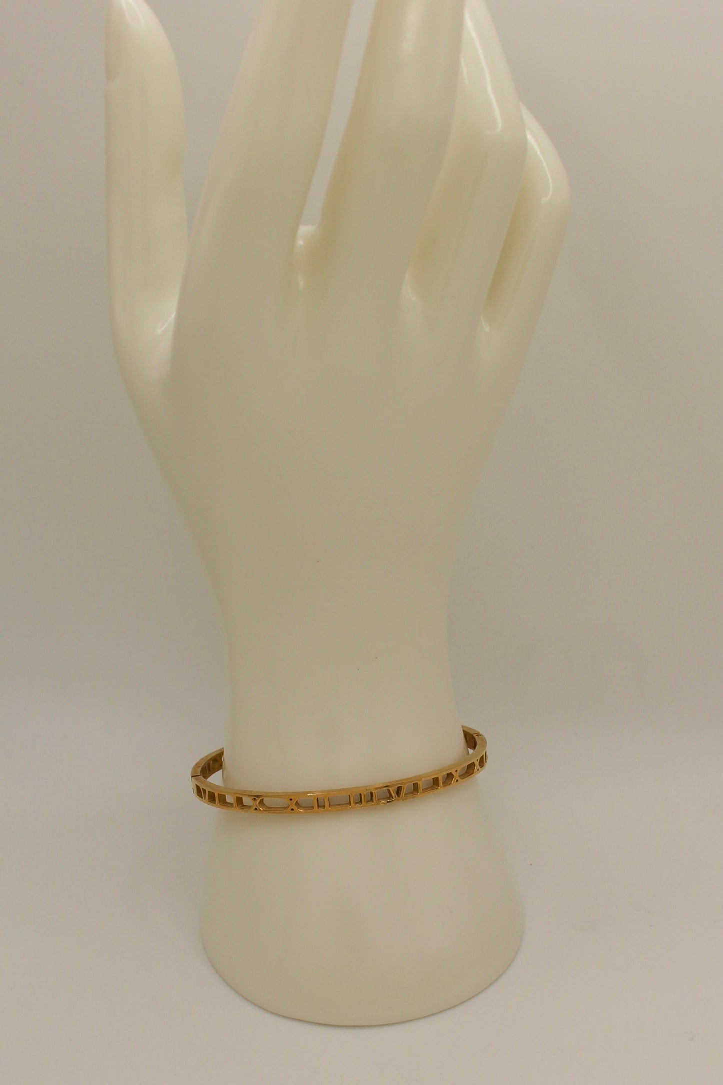 Akari Bangle Bracelet